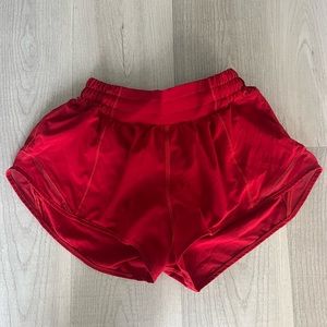 lululemon low rise Hotty hot shorts